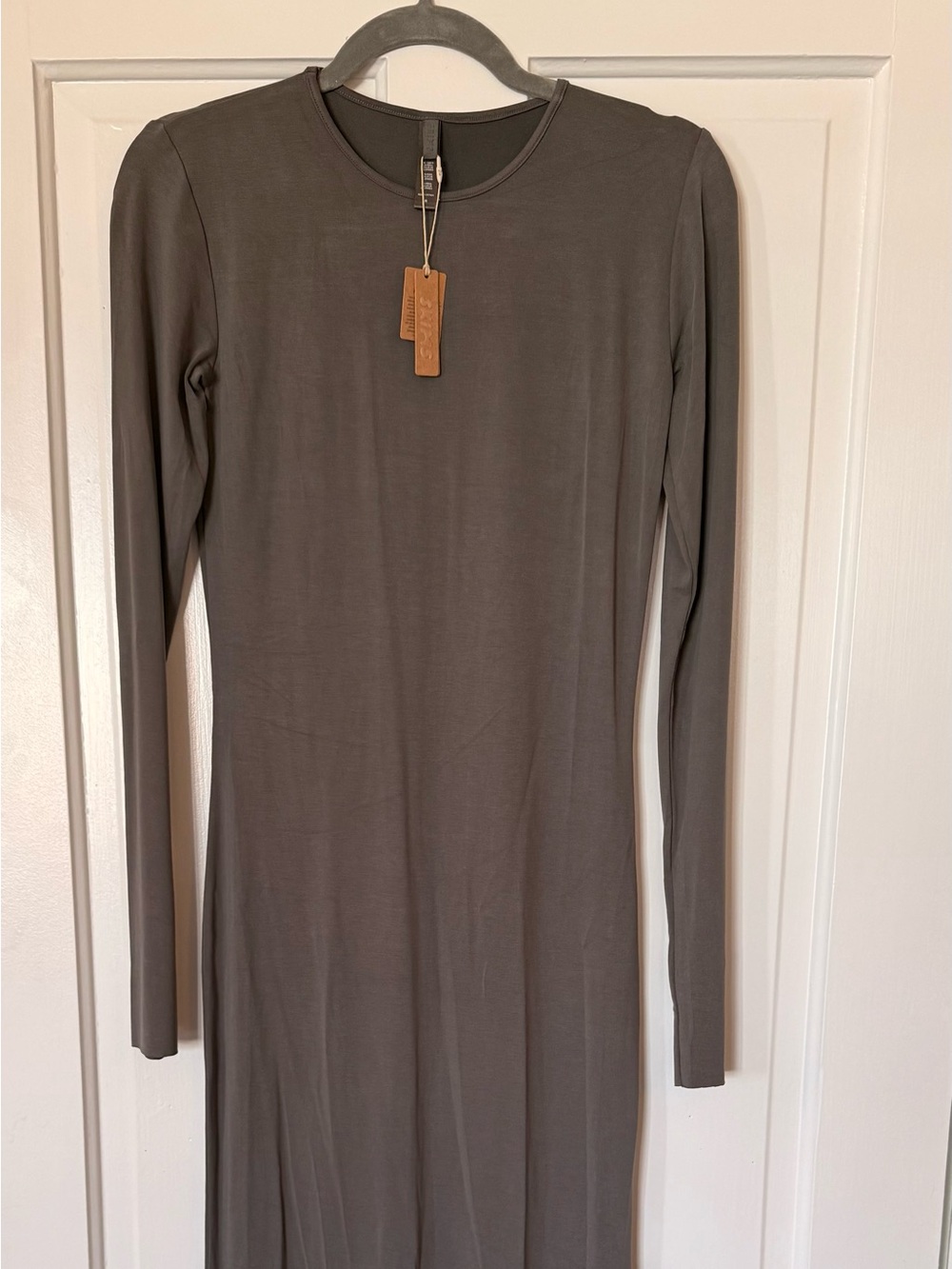 Skims gunmetal long sleeve maxi dress - Picture 2 of 5